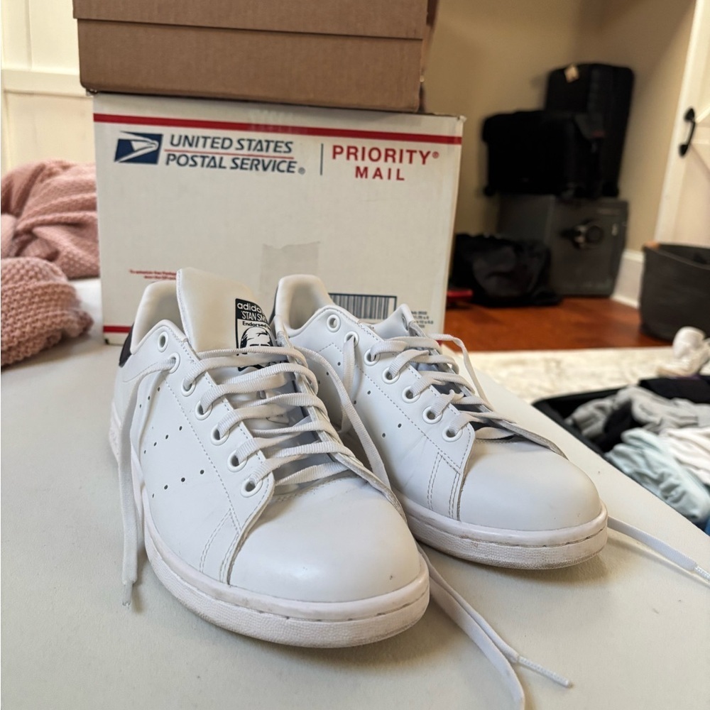 Adidas White and Navy Stan Smiths - Picture 2 of 11